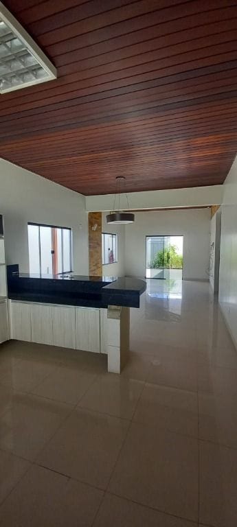 Casa à venda com 3 quartos, 200m² - Foto 7