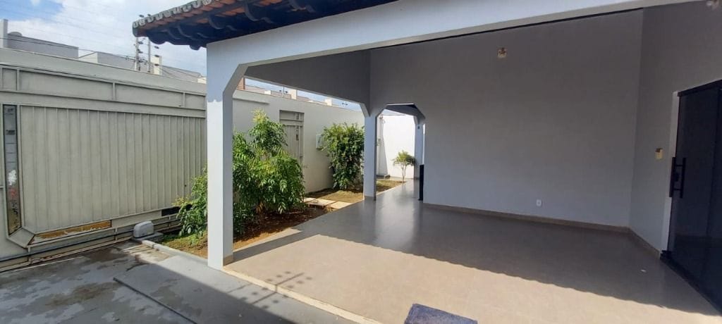 Casa à venda com 3 quartos, 200m² - Foto 4
