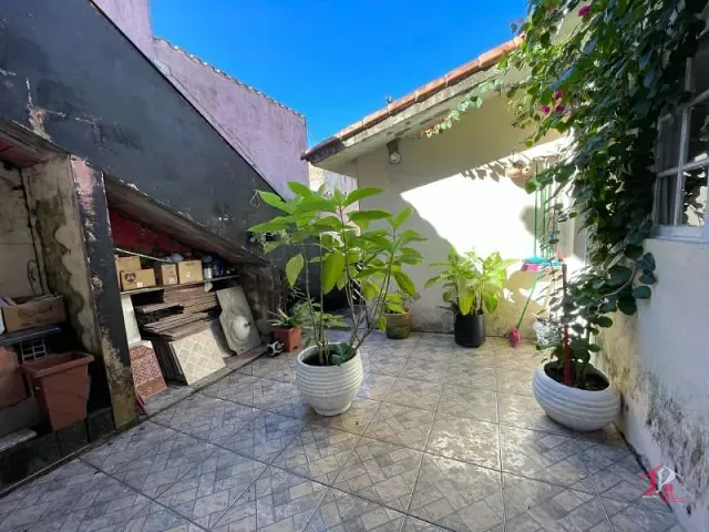 Casa 2 quartos e 4 banheiros, à venda, no bairro Guapiranga em Itanhaém