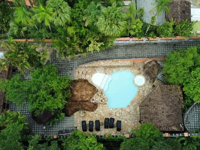 Casa com 2345m² 4 quartos e 8 banheiros, para alugar, no bairro Serra em Teresópolis