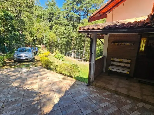 Casa com 5400m² 1 quarto e 1 banheiro, à venda, no bairro Vale do Pavão (Maringá) em Itatiaia