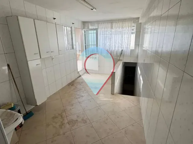 Casa 4 quartos e 3 banheiros, à venda, no bairro Jardim das Samambaias em Jundiaí
