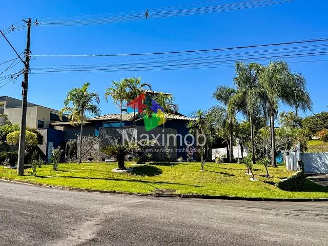 Casa com 1100m² 3 quartos e 3 banheiros, à venda, no bairro Mário Cega em Itapira