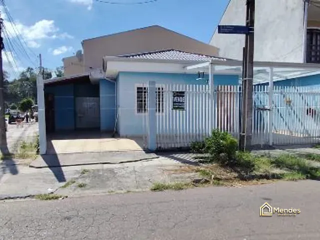 Casa 2 quartos e 1 banheiro, à venda, no bairro Sítio Cercado em Curitiba