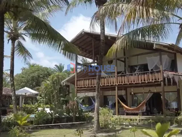 Casa 4 quartos e 6 banheiros, à venda, no bairro Praia do Norte em Uruçuca