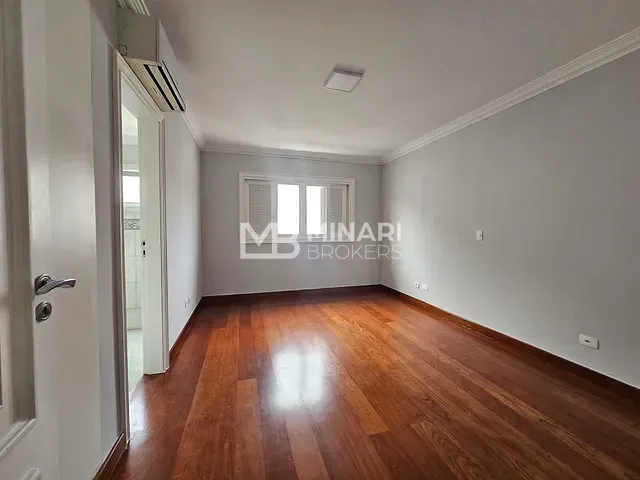 Casa 4 quartos e 6 banheiros, para alugar, no bairro Alphaville Residencial Dois em Barueri