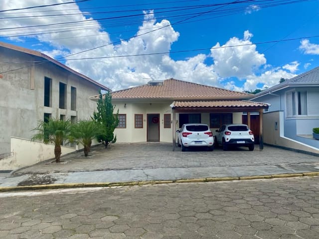 Foto do Casa - Casa à venda 5 Quartos, 2 Suites, 2 Vagas, 470M², Centro, Itajubá - MG | Condomínio João Luiz | MOHALLEM e LOPES CORRETAGEM E ADMINISTRACAO DE IMOVEIS LTDA