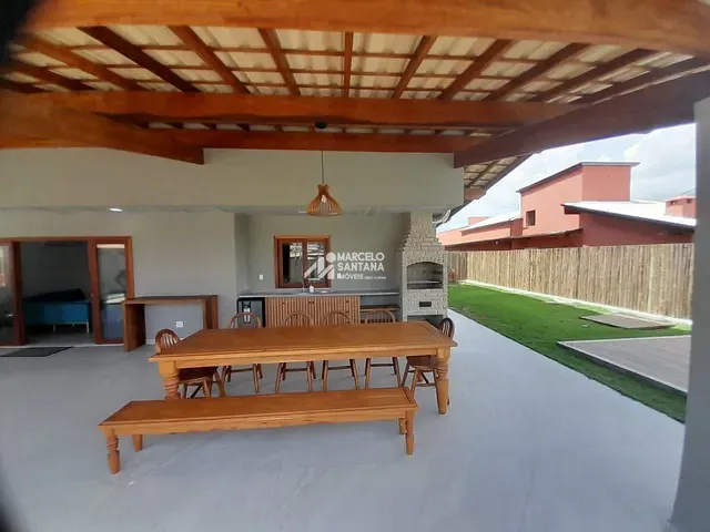 Casa com 450m² 6 quartos e 7 banheiros, à venda, no bairro Olivença em Ilhéus