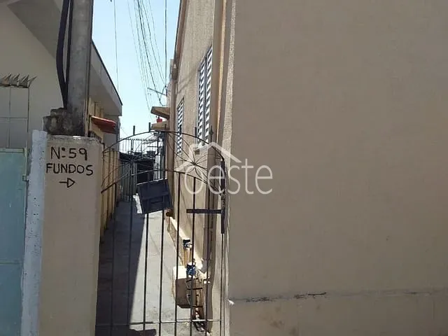 Casa com 55m² 1 quarto e 1 banheiro, para alugar, no bairro Vila Pires em Santa Bárbara D'Oeste