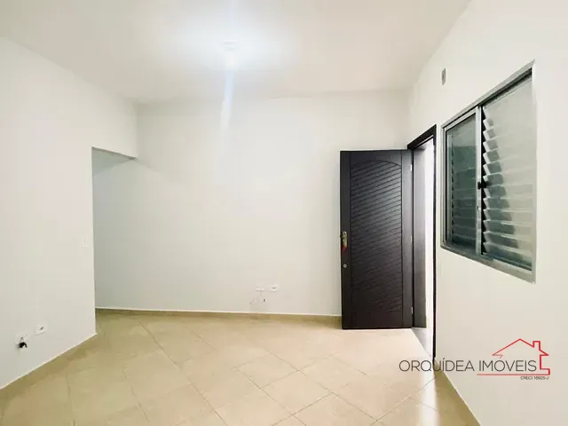Casa com 40m² 1 quarto e 1 banheiro, para alugar, no bairro Vila Marte em São Paulo