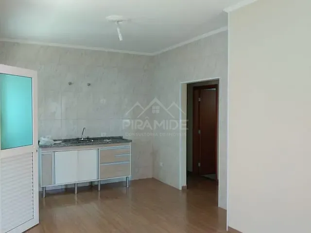 Casa com 275m² 3 quartos e 1 banheiro, à venda, no bairro Loteamento Residencial Tiradentes em Poços de Caldas