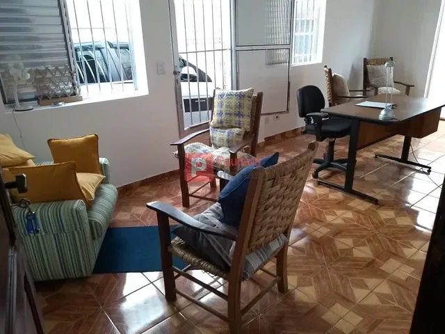 Casa com 255m² 4 quartos e 3 banheiros, à venda, no bairro Jardim Aeroporto em São Paulo