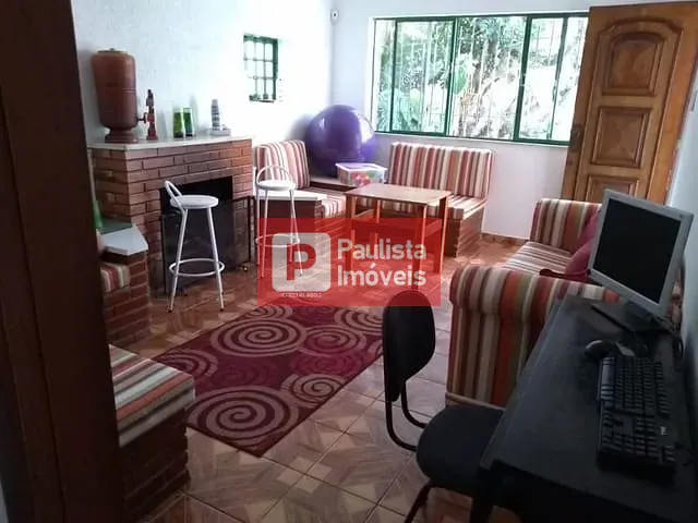 Casa com 255m² 4 quartos e 3 banheiros, à venda, no bairro Jardim Aeroporto em São Paulo