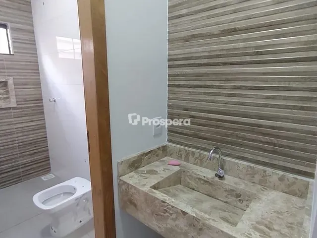Casa com 152m² 3 quartos e 2 banheiros, à venda, no bairro Jardim dos Ipês em Anápolis