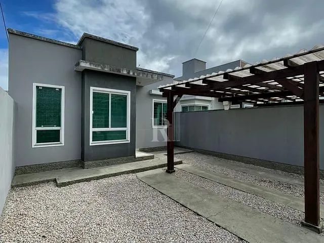 Casa 2 quartos e 1 banheiro, à venda, no bairro Areias Mata Atlântica em Tijucas