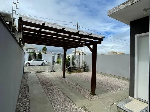 Casa 2 quartos e 1 banheiro, à venda, no bairro Areias Mata Atlântica em Tijucas