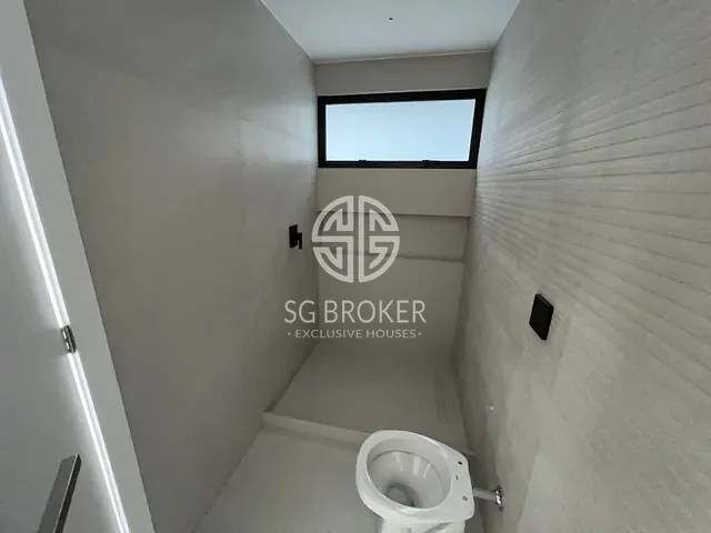 Casa com 245m² 5 quartos e 6 banheiros, à venda, no bairro Recreio dos Bandeirantes em Rio de Janeiro