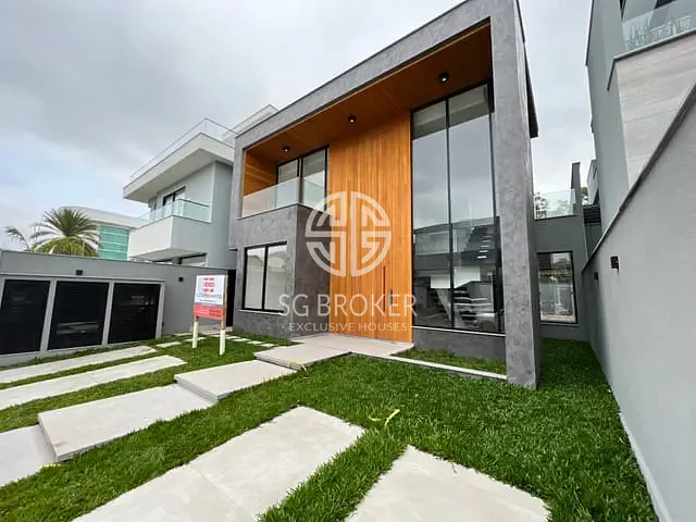 Casa com 245m² 5 quartos e 6 banheiros, à venda, no bairro Recreio dos Bandeirantes em Rio de Janeiro