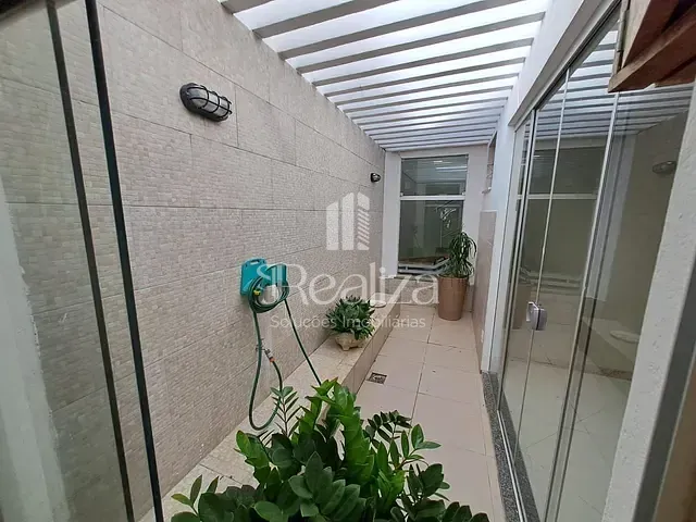 Casa 5 quartos e 6 banheiros, à venda, no bairro São Francisco em Ilhéus