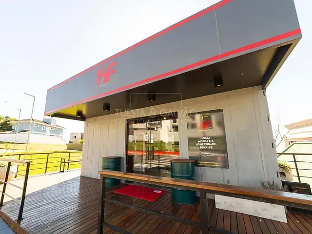 Casa com 360m² 4 quartos e 4 banheiros, à venda, no bairro Santa Felicidade em Curitiba