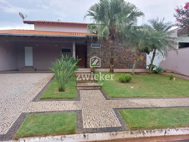 Casa 3 quartos e 4 banheiros, à venda, no bairro Residencial Primavera em Piratininga
