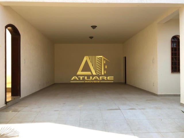Casa com 393m² 4 quartos e 3 banheiros, à venda, no bairro JOAQUIM JOSÉ FRANCO em Pouso Alegre