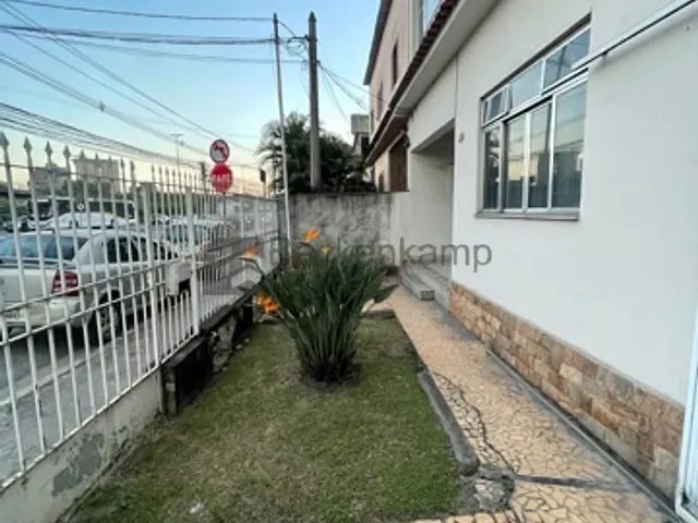 Casa com 230m² 3 quartos e 1 banheiro, à venda, no bairro Conforto em Volta Redonda