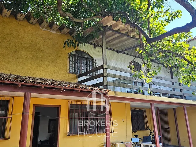 Casa 5 quartos e 3 banheiros, à venda, no bairro Pontal de Camburi em Vitória