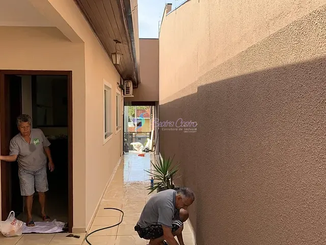 Casa com 330m² 3 quartos e 3 banheiros, à venda, no bairro Jardim Paulista em Atibaia