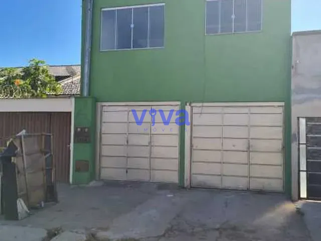 Casa com 200m² 4 quartos e 2 banheiros, à venda, no bairro Vera Cruz em Aparecida de Goiânia