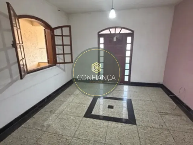 Casa com 180m² 3 quartos e 3 banheiros, à venda ou para alugar, no bairro Jardim Vitória em Belo Horizonte