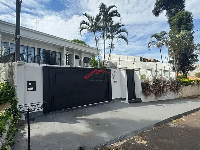 Casa com 547m² 3 quartos e 4 banheiros, à venda, no bairro Vila Brasil em Apucarana