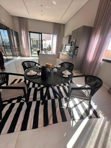 Casa com 400m² 3 quartos e 5 banheiros, à venda, no bairro Setor Habitacional Tororó (Jardim Botânico) em Brasília