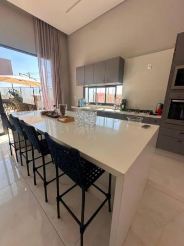 Casa com 400m² 3 quartos e 5 banheiros, à venda, no bairro Setor Habitacional Tororó (Jardim Botânico) em Brasília