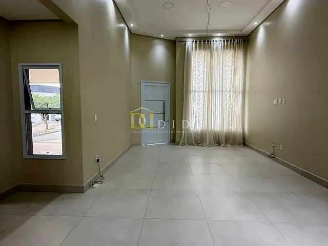 Casa 3 quartos e 3 banheiros, à venda, no bairro Portal Ville Flamboyant em Porto Feliz