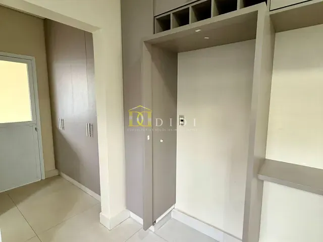 Casa 3 quartos e 3 banheiros, à venda, no bairro Portal Ville Flamboyant em Porto Feliz
