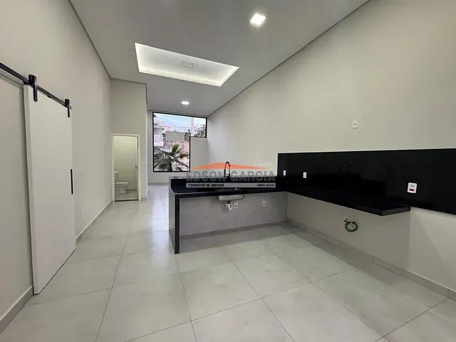 Casa com 200m² 3 quartos e 2 banheiros, à venda, no bairro Jardim Novo Horizonte em Sorocaba