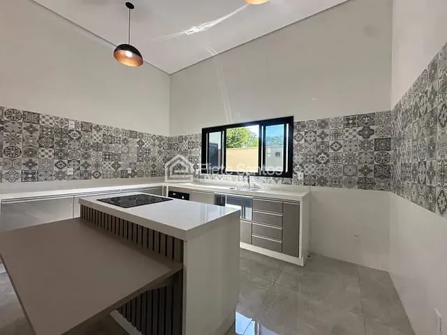 Casa com 361m² 3 quartos e 5 banheiros, à venda, no bairro Condominio Pau Brasil em Americana