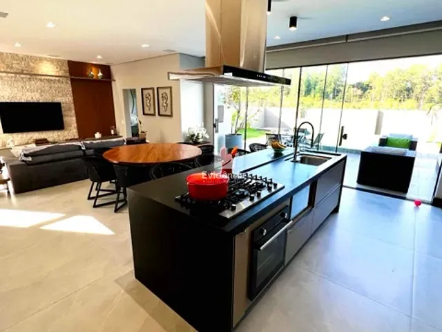 Casa com 390m² 4 quartos e 6 banheiros, à venda, no bairro Residencial Bellevie em Cambé