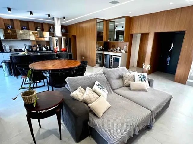 Casa com 390m² 4 quartos e 6 banheiros, à venda, no bairro Residencial Bellevie em Cambé