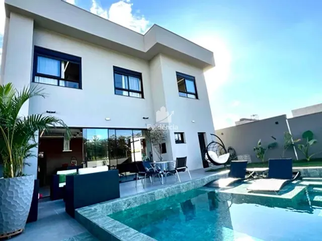 Casa com 390m² 4 quartos e 6 banheiros, à venda, no bairro Residencial Bellevie em Cambé