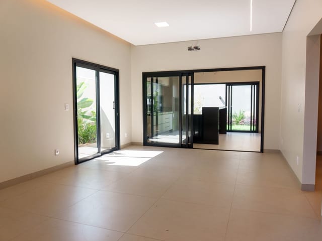 Casa com 294m² 3 quartos e 4 banheiros, à venda, no bairro Porto Unique em Dourados