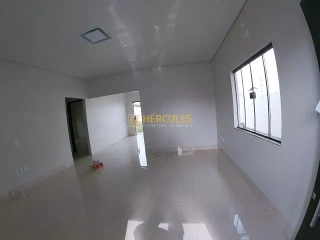 Casa 2 quartos e 1 banheiro, à venda, no bairro Residencial Flamboyant em Nova Mutum