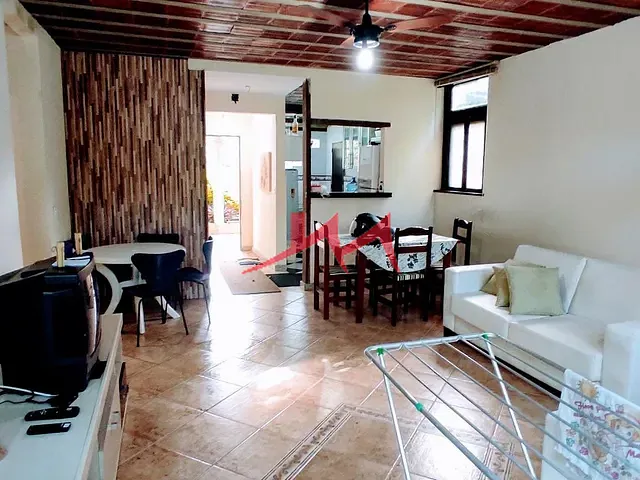 Casa com 440m² 2 quartos e 2 banheiros, à venda, no bairro Praia Caravelas em Armação dos Búzios