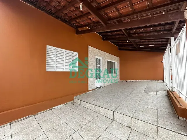 Casa 3 quartos e 3 banheiros, à venda, no bairro Jardim Santa Rosa em Itapeva