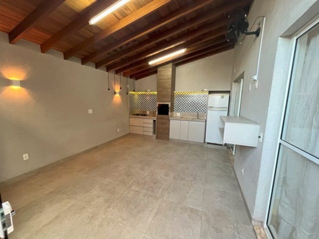 Casa com 144m² 3 quartos e 2 banheiros, à venda, no bairro Jardim Colônia em Jundiaí