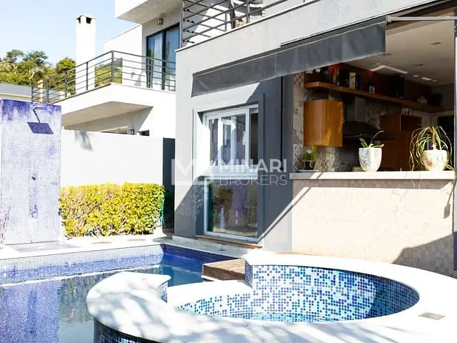 Casa 4 quartos e 6 banheiros, à venda, no bairro Alphaville em Santana de Parnaíba
