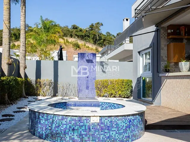 Casa 4 quartos e 6 banheiros, à venda, no bairro Alphaville em Santana de Parnaíba