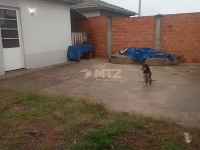 Casa com 200m² 2 quartos e 1 banheiro, à venda, no bairro Vida Nova Botucatu (Rubião Junior) em Botucatu