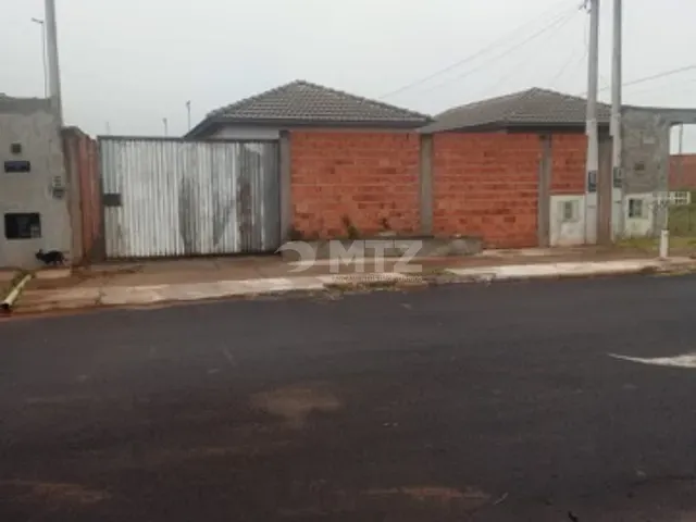 Casa com 200m² 2 quartos e 1 banheiro, à venda, no bairro Vida Nova Botucatu (Rubião Junior) em Botucatu